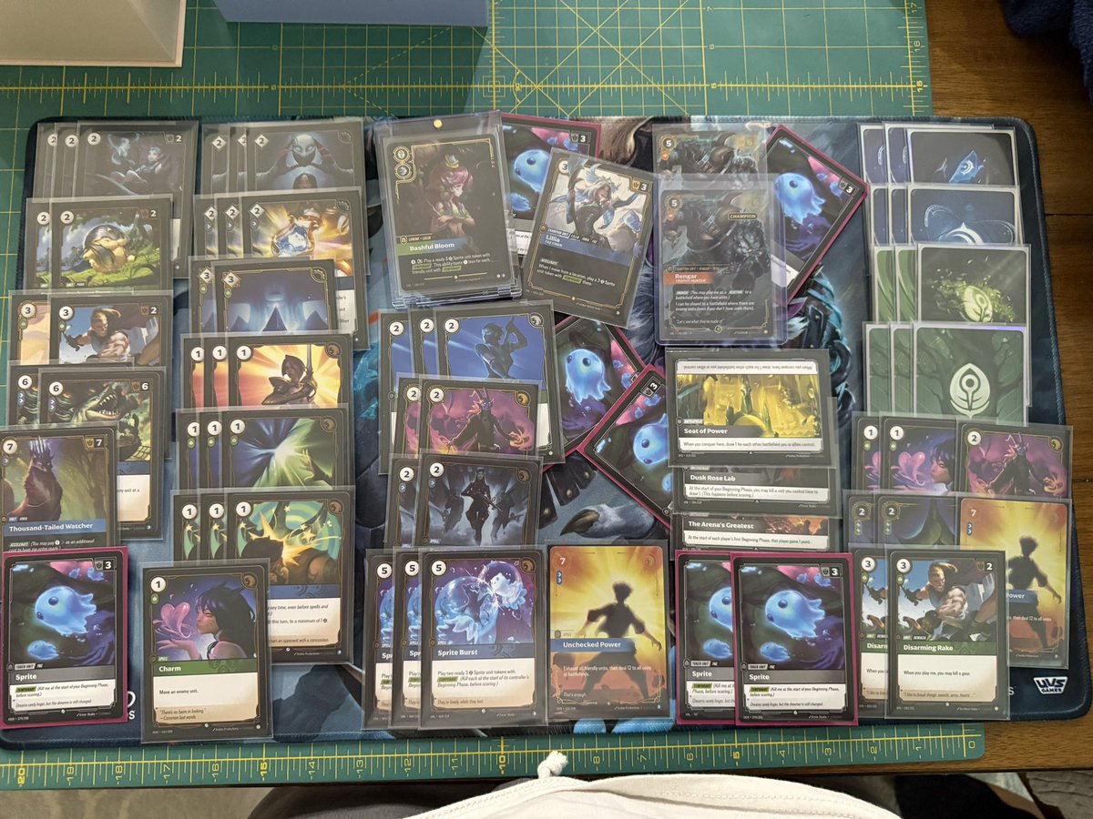 ShellStrike03's tweet photo. Here is the list I Played Yesterday! I would highly recommend everyone try it! 

Swiss:
2-1 Ahri
0-2 Azir
2-0 Volibear Aurora
2-0 Annie
2-1 Kai’sa

Top Cut:
2-0 Fiora
2-1 Ezreal
2-1 Azir https://t.co/C8GSrNVFpP