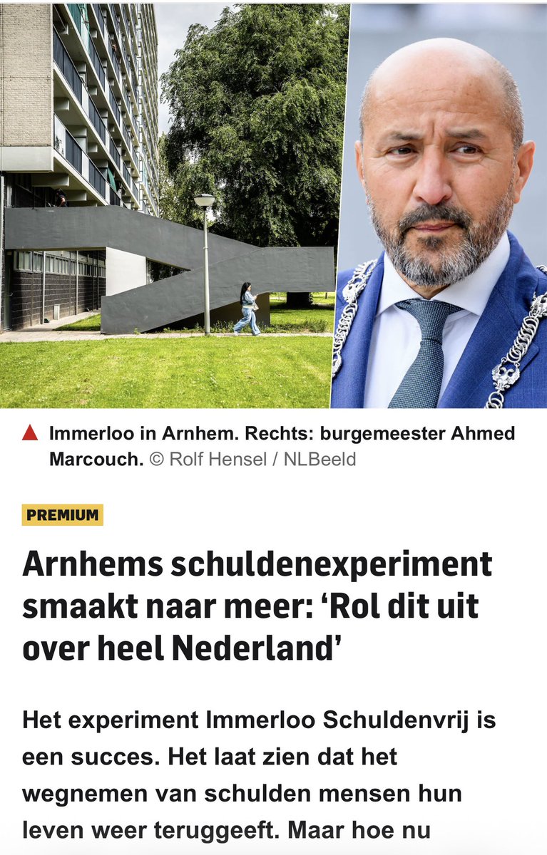 ahmedmarcouch's tweet photo. Ik weet wat schulden met mensen doen: de angst voor de deurbel, de dreigende brieven, de schaamte van brood op de pof en het gevoel dat je alles probeert maar niet rondkomt. https://t.co/jXLPmvmoEe