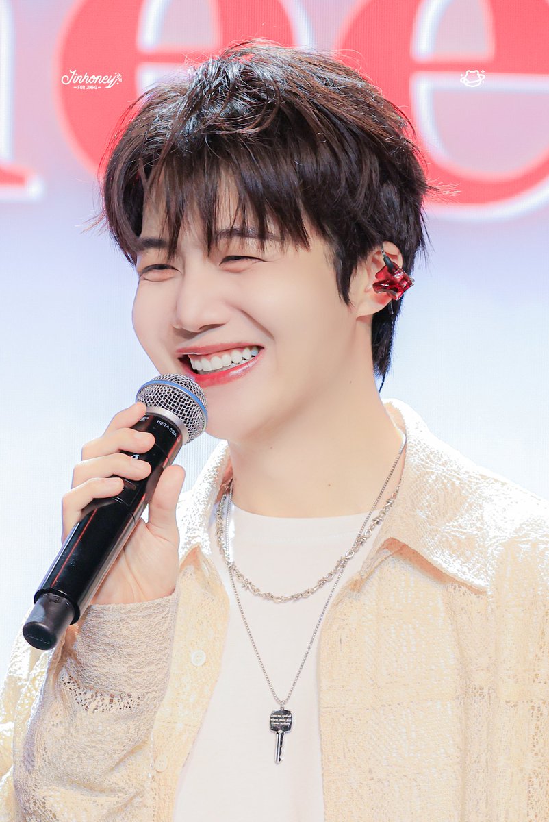 jinhoney417's tweet photo. 260607 CREZL FAN CONCERT [CREZ:LAND]
☺️
@jinhojo_x
#조진호 #진호 #JINHO #ジンホ
#크레즐 #CREZL #CREZLAND
#펜타곤 #PENTAGON https://t.co/UQtVh2mziw