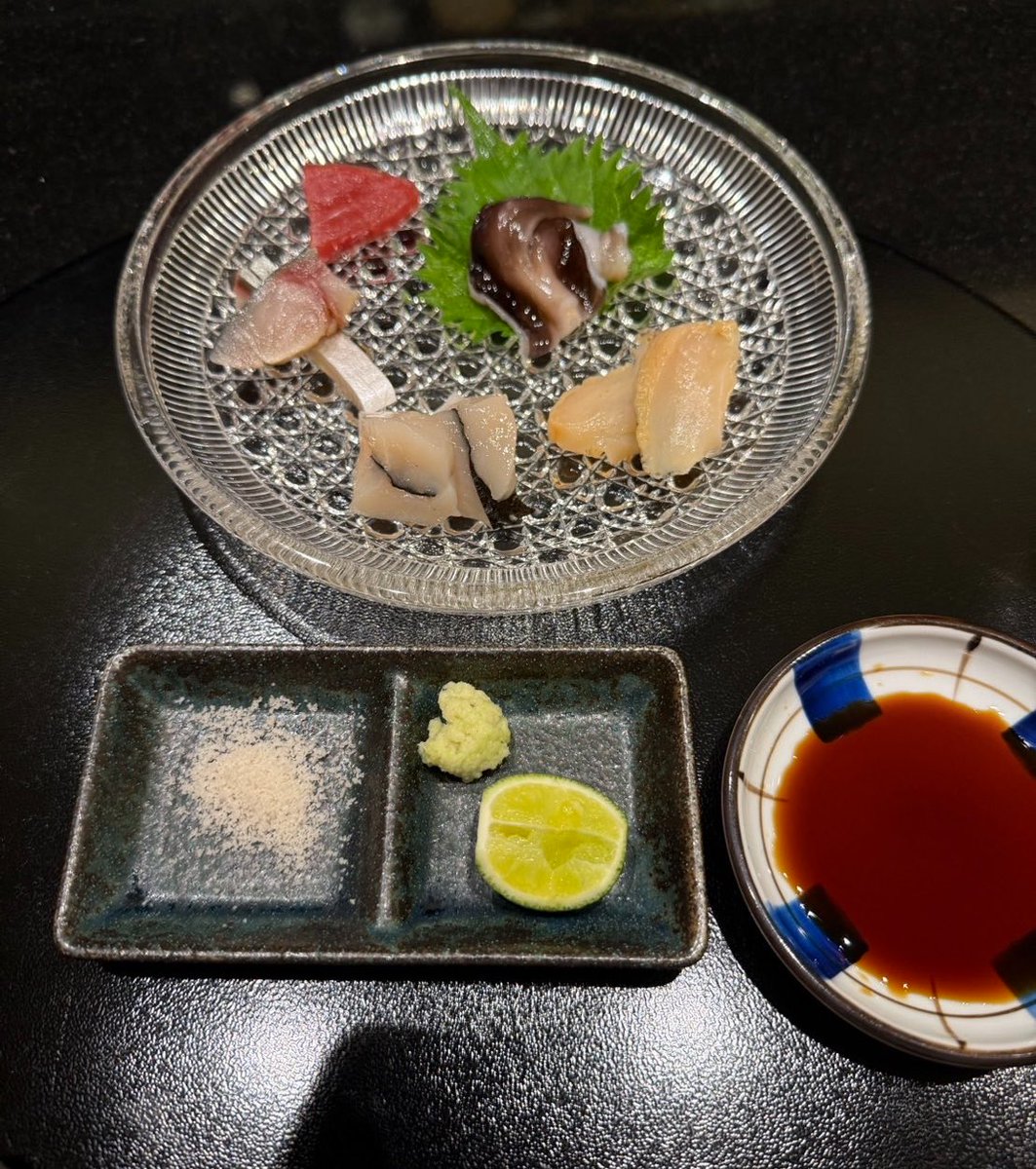 jake92841's tweet photo. 今晩は寿司屋さんへ🍣
美味しくてパクパク食ってしまった🤤

からのサンドイッチもスモークチキン最高🥪

命に感謝ご馳走様でした🙏🏻

#寿司 https://t.co/3ixVy5Lre9