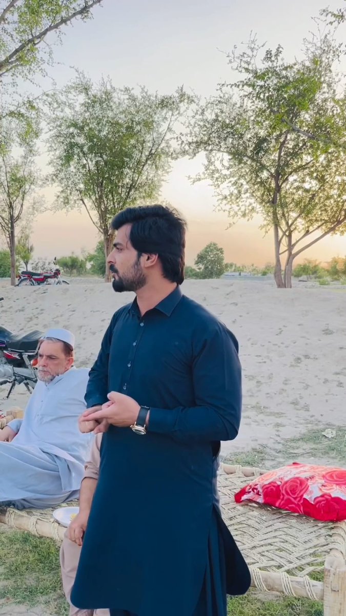 wasifbofficial's tweet photo. الحمدللہ، میں نے UC چوکارہ, BD الیکشن میں حصہ لینے کے اپنے فیصلے کے حوالے سے سب سے پہلے اپنی قوم پائندہ خیل کے معزز مشران، بزرگوں، نوجوانوں اور دوستوں سے ملاقات کی۔ مجھے خوشی ہے کہ میری قوم نے میری بات کو توجہ سے سنا اور مجھ پر اپنے اعتماد کا اظہار کیا۔ 

#BDElection2026 https://t.co/1rB45XSmWZ