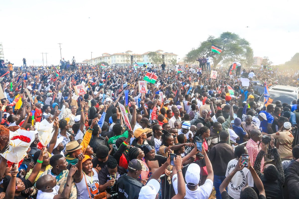 CaroliOmondi's tweet photo. The grand match is on; Thika and Githurai didn’t disappoint.

Mbele Pamoja 

@LindaMwananchi_ https://t.co/BA6g3YFN8c