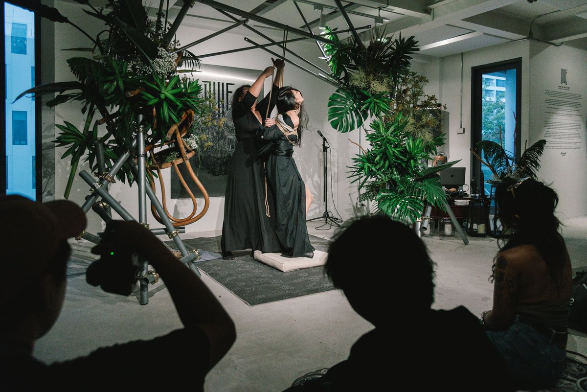 Unnamedminorxxx's tweet photo. DIVE : LIVE PERFORMANCE SHIBARI X FLORAL ART X AMBIENT SOUND

Live Performance Shibari x Floral Art
Rope by @Unnamedminorxxx

Date : 12 Jun 26 
At : Marshall Livehouse BKK https://t.co/CG64v9emKW