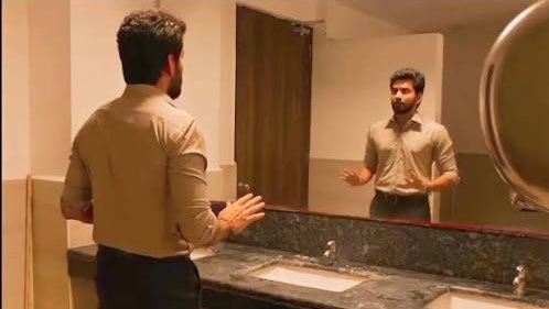 Rahmanabdul001's tweet photo. TVKinas nalaki ready irunga da 🚶🚶🚶

Ada malai arambichu veluthu vanga poguthuuu….. 

Enna nadanthalum pathukalam….🤷🏻‍♂️🚶

#CMJosephVijay‌ https://t.co/KKJBvjejm9