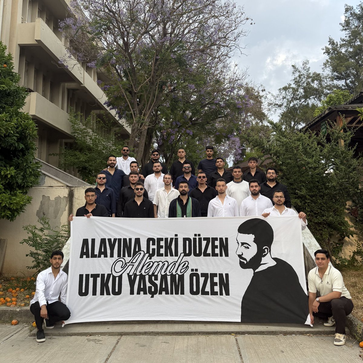 UFBCukurova's tweet photo. 1907 ÜNİFEB Çukurova Üniversitesi örgütlenmesi olarak, mezun olan arkadaşlarımız Eray Doğan, Batuhan Taş, Umut Sökmen, Utku Yaşam Özen, Murat Atila, Ali Şen ve Emir Aytaç’ın mezuniyet törenlerine katılım sağladık. https://t.co/xMAdJnu7go