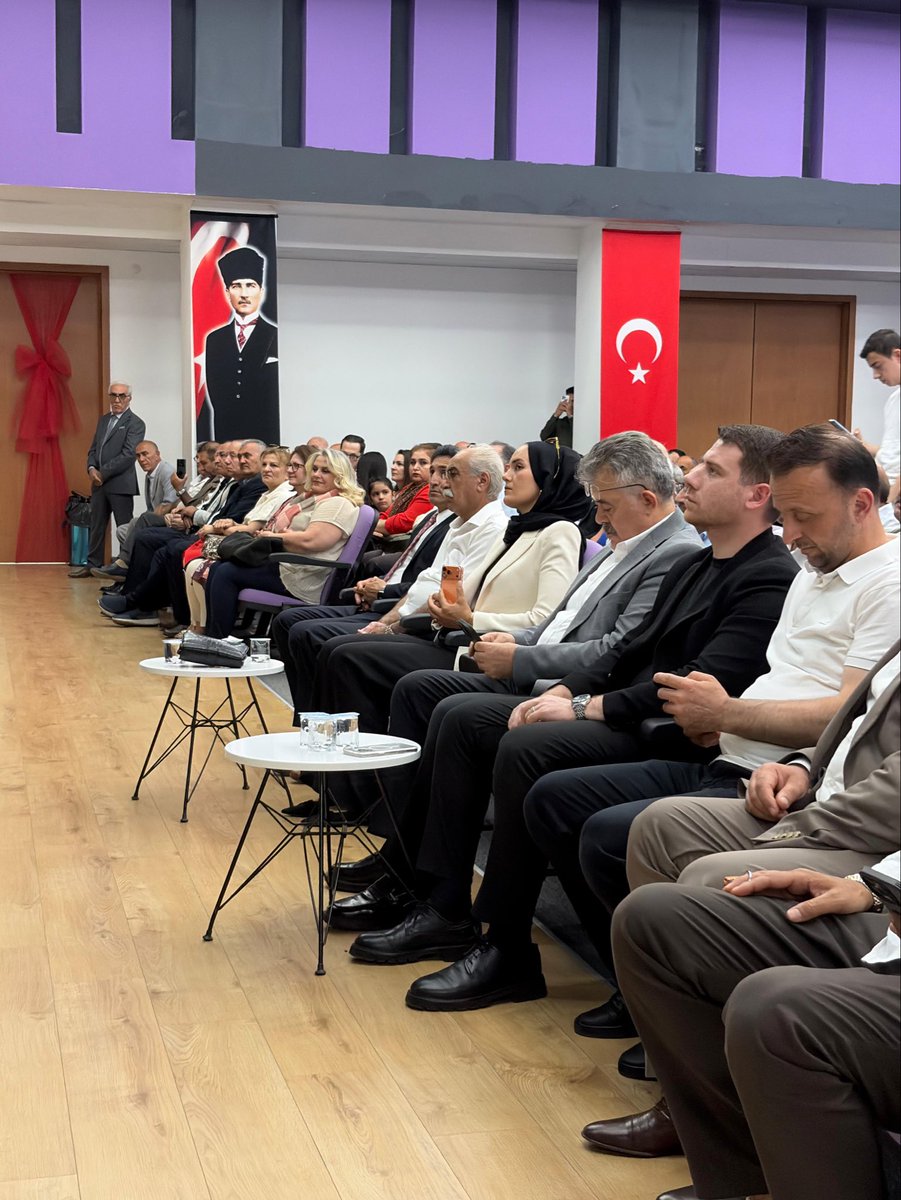 doganorak's tweet photo. Kars Ardahan Iğdır Vakfımızın temellerinin atıldığı günden bugüne kadar emek veren, ebediyete irtihal etmiş kıymetli hemşehrilerimizi rahmet ve dualarla yâd etmek üzere düzenlenen Mevlid-i Şerif programında bir araya geldik. 🤲🏻

Allah’tan tüm geçmişlerimize rahmet diliyor, emeklerini ve hatıralarını şükranla anıyoruz. Bu anlamlı programı düzenleyen çok kıymetli vakıf yönetimimize ve emeği geçen herkese teşekkür ediyorum.

@VeyselTipioglu