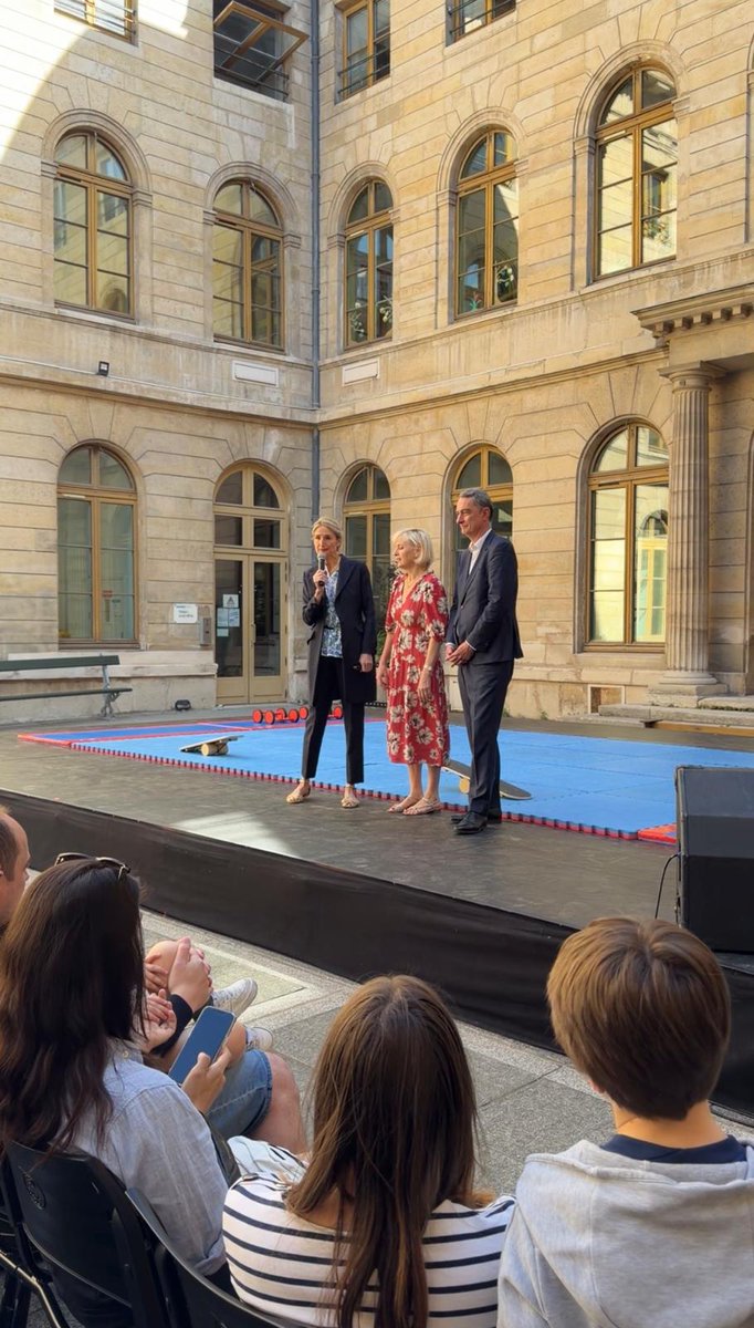 ronanguevel's tweet photo. 🪇 🧑🩰 Spectacles de fin d'année pour les activités de Paris Anim à l'espace Beaujon.
Des familles ravies et de belles prestations.
N'oubliez pas de vous réinscrire pour la période 2026/27
@Mairie08Paris
#paris8 #association #parisanim https://t.co/7gnhwvqwsM