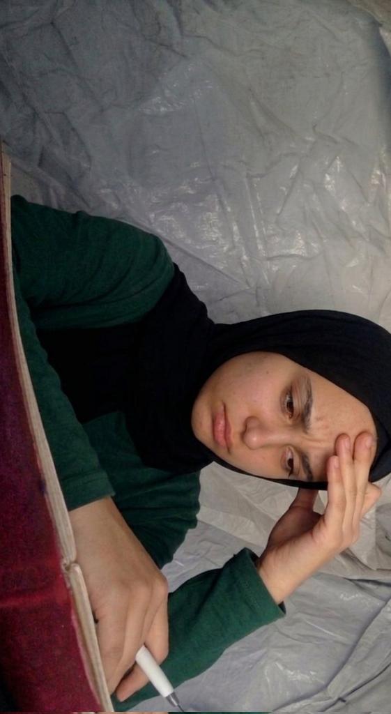 dr_fatma_oth's tweet photo. Hello from Gaza
We are not okay,  but we still a live 😢💔
https://t.co/77y8poqVL4 https://t.co/pOyr7Hiile