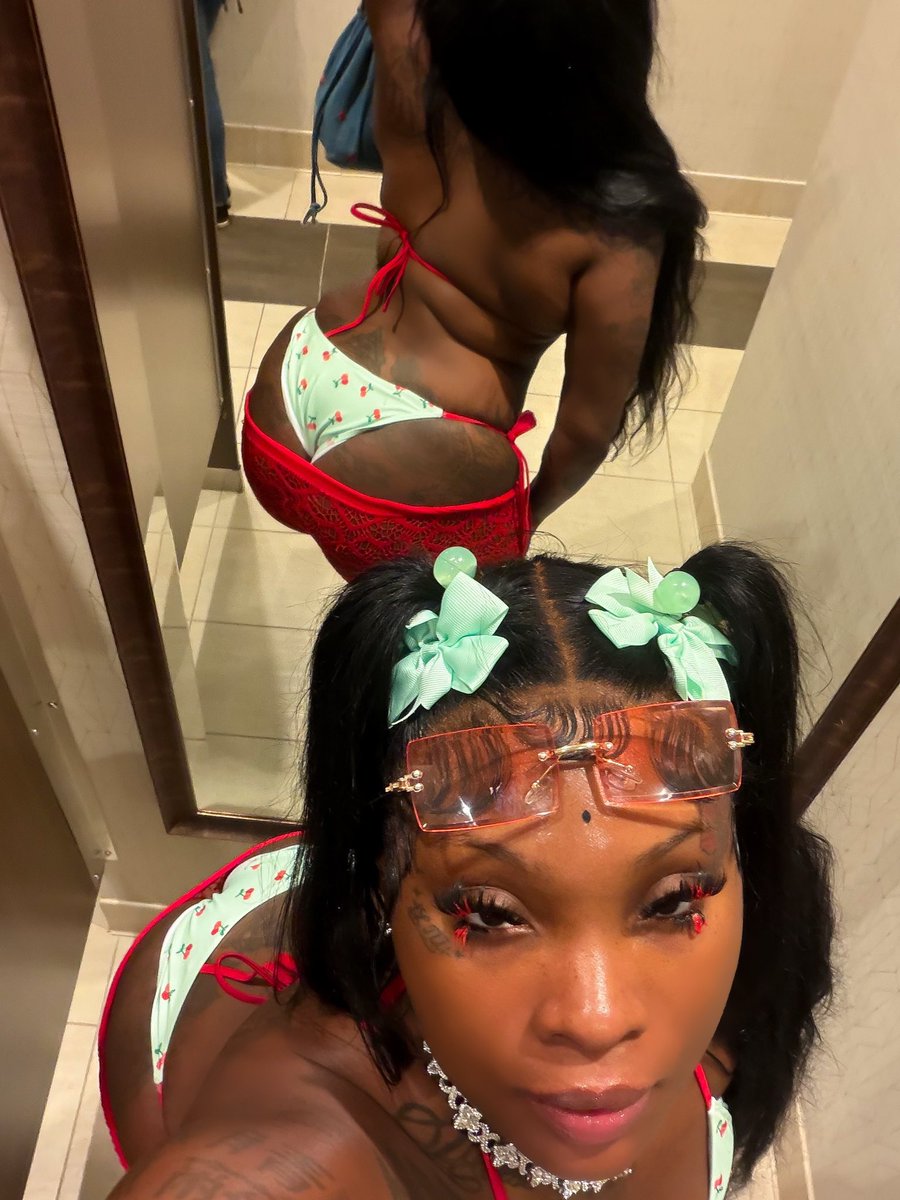 prettykittyling's tweet photo. Luh me, do bad fa me🍀🍒🔫 https://t.co/lJwnt2flcU