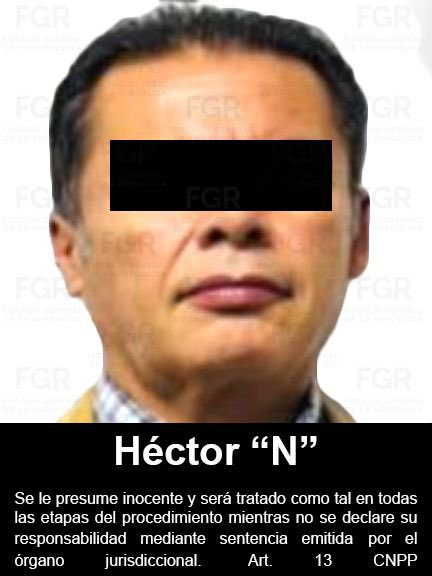 CharroPolitico's tweet photo. 🚨 DETIENEN A EXFUNCIONARIO DEL SAT DEL SEXENIO DE PEÑA NIETO 🚨

La FGR detuvo en Xalapa, Veracruz, a Héctor Taurino Landa Cabrera, exadministrador del SAT entre 2011 y 2018, por presunto enriquecimiento ilícito. Las investigaciones apuntan a un incremento patrimonial injustificado y a la recepción de una residencia valuada en más de 15 millones de pesos como pago por servicios presuntamente no realizados.

⚖️ El exfuncionario ya fue puesto a disposición de las autoridades para enfrentar el proceso correspondiente.