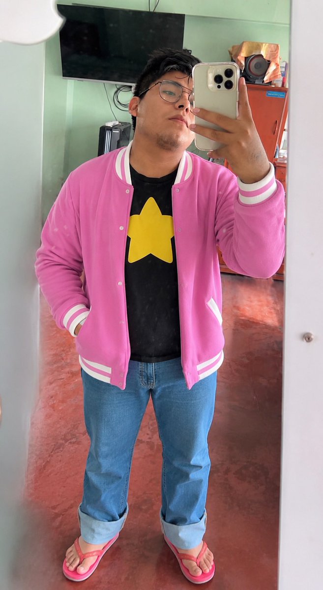ParditoGG's tweet photo. Intentando ser Steven universe https://t.co/he6bIHPC81