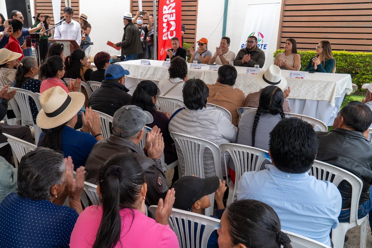 cuenca_dir_gob's tweet photo. 🤝#Ricaurte | Molinopamba hemos cumplido con obras que moradores veían solo como anhelos y sueños que parecían lejanos. Hoy, son una realidad

🚰El Sistema de Agua Potable de Molinopamba garantiza un servicio continuo
🏘️Mejoramiento vial de la calle Las Botellas#AmorPorCuenca❤️💛 https://t.co/gdM6yYCgzC