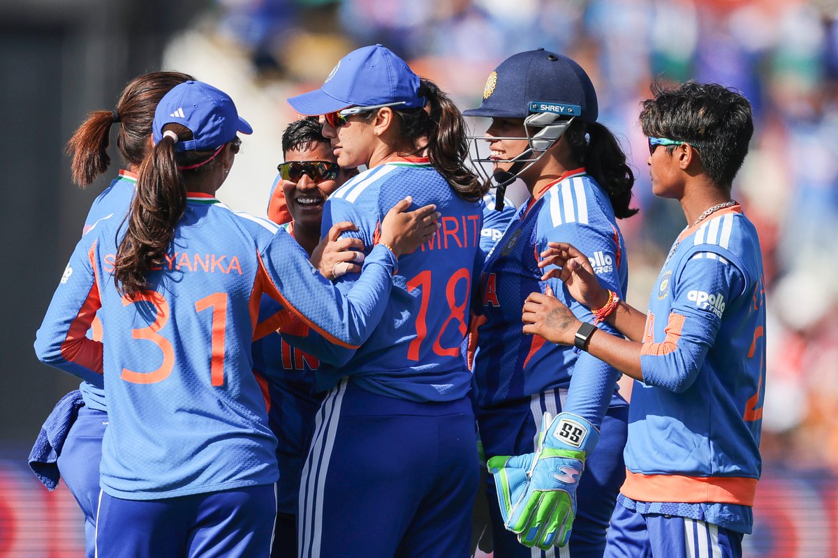 mufaddal_vohra's tweet photo. INDIA KICKS OFF THEIR T20 WORLD CUP CAMPAIGN WITH A 64 RUN WIN AGAINST PAKISTAN. 🇮🇳 https://t.co/poHX8Q9DRZ