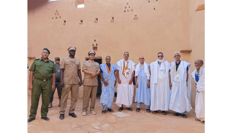 Mauritanie0tous's tweet photo. الأمين العام لوزارة الثقافة يشرف على استلام متحف جديد لحفظ التراث بمدينة شنقيط، في خطوة تعكس الاهتمام بصون الموروث الثقافي وتعزيز مكانة المدينة التاريخية كإحدى أبرز حواضر التراث في موريتانيا. https://t.co/jyI1jhSCce