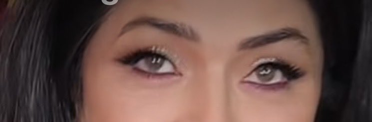 talitafma's tweet photo. Estou babando nessa maquiagem dela! Pele muito bem feita, os tons combinam com os olhos dela e ressaltou sua beleza única 😍 https://t.co/h0RiM4zzZK