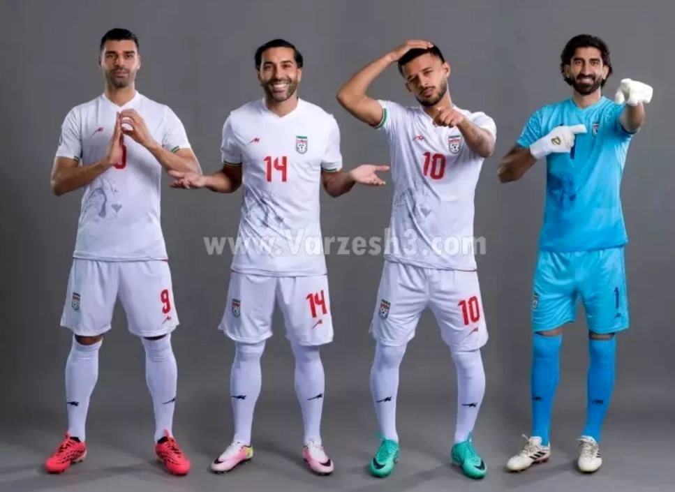 arghwan71's tweet photo. با غیرت های ایرانی انشاءالله پرچم جمهوری اسلامی ایران را در بالاترین نقطه قرارمیدین
#WorldCup2026 https://t.co/s6PvSZopuZ