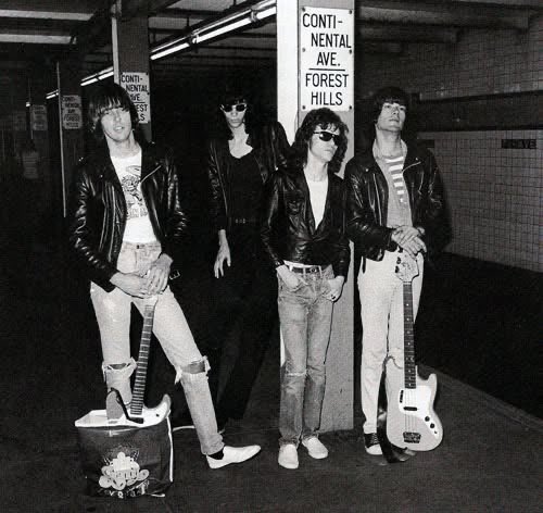RamonesOfficial's tweet photo. Feels good to be from New York.

Photos by Bob Gruen and Danny Fields https://t.co/AXS55Yp8pq