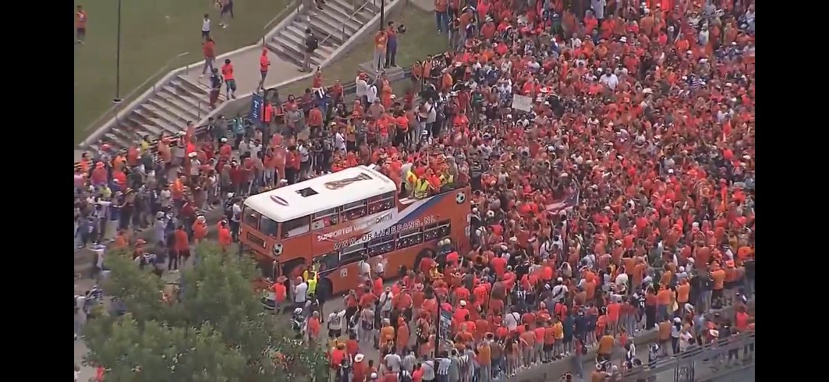 onrechtisafish's tweet photo. #NEDJAP #DUTCHARMY
#ORANJE #DALLAS
#Netherlands #Japan https://t.co/5ifbnX0FkF
