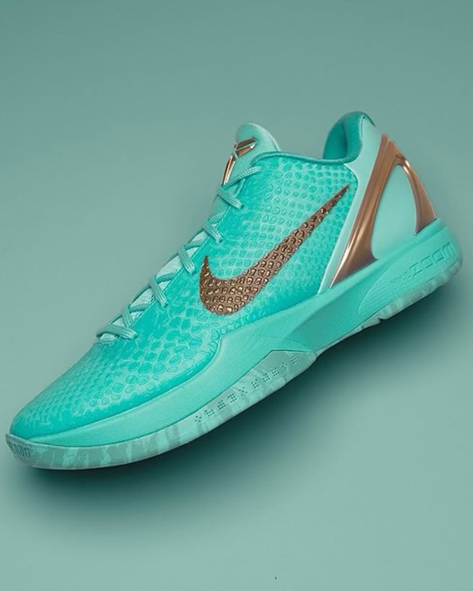JustFreshKicks's tweet photo. This is the shock drop we really want @Nike 🙏 https://t.co/nYmusXiHIM