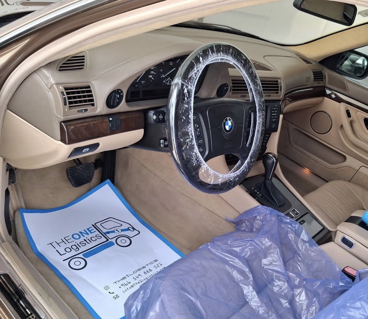 primerelic's tweet photo. Before BMW chased screens and technology, they built cars like this and let the V12 do the talking https://t.co/GowBOMU7Ks