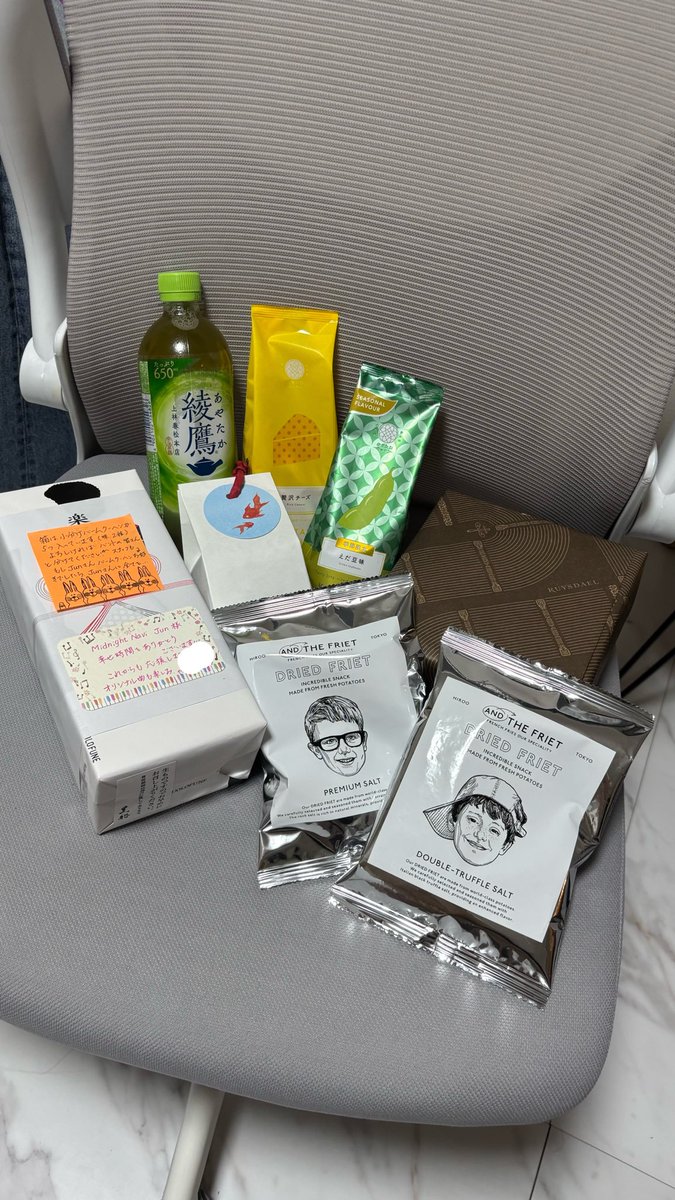 junvoice2's tweet photo. 本日のライブありがとうございました😭
butter-flyを皆で合唱してくれたときは泣きそうになった😭
本当に本当にありがとうね🥰
#ライブ #バンド #目黒ライブステーション #midnightnavi https://t.co/UyERBtZybU