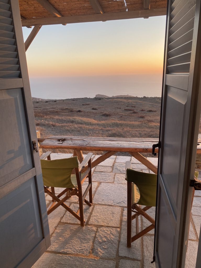 maryanne_pope's tweet photo. Happy Sunday from Folegandros, Greece
#AmWriting #WritersLife #Folegandros https://t.co/FvzACxKFWc