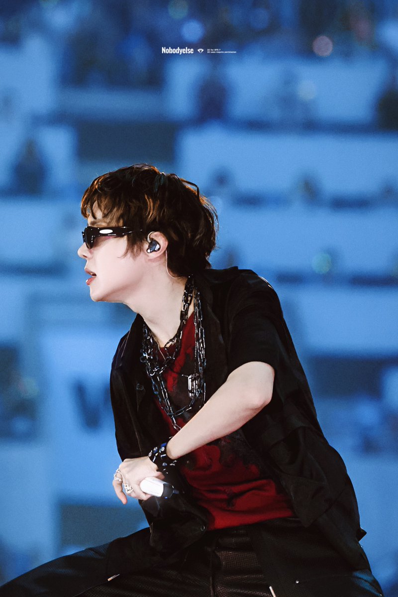 nbdyels_hobi tweet media