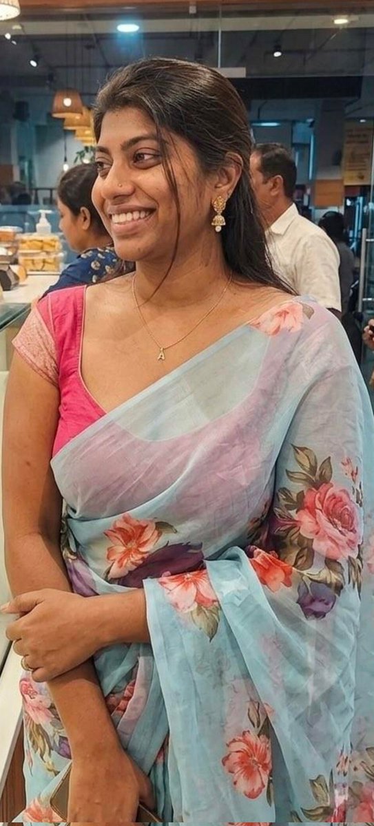 Lovely_Queens1's tweet photo. Aashviksha 😘 https://t.co/vLa8PsBdbq