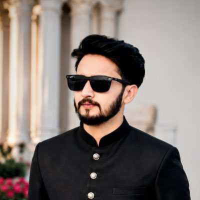 abrahambd24's tweet photo. #NewProfilePic https://t.co/ZnNjXan2E8