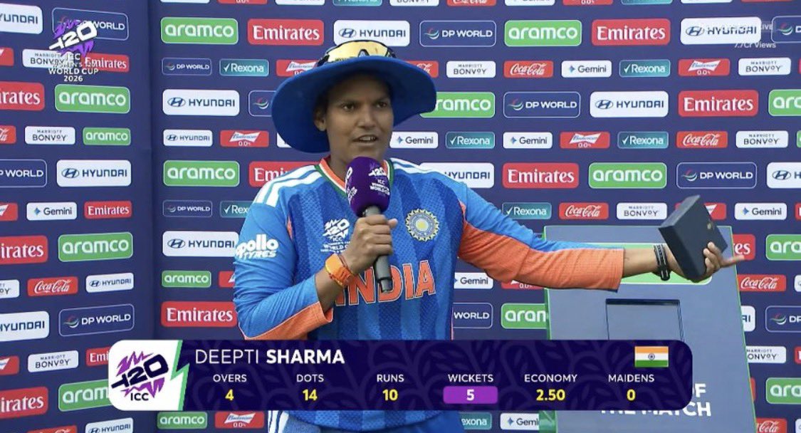 brajput830's tweet photo. Deepti Sharma said, “special thanks to Hanuman Ji”.
#INDvsPAK #PKMKB https://t.co/YHUlxsnfr6