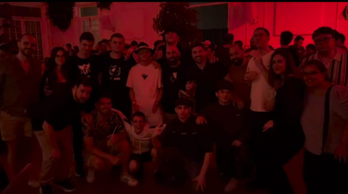 DBDTakker's tweet photo. Despues de una semanita, dar gracias de nuevo por todo el cariño que me disteis, en estas fotos falta mucha gente pero os llevo a todos en el corazon.
Tambien dar gracias a @ReudigRuediger @anarcodbd y @RaimakGames siempre por la oportunidad de disfrutar este evento desde dentro. https://t.co/9fPUm0ao4t
