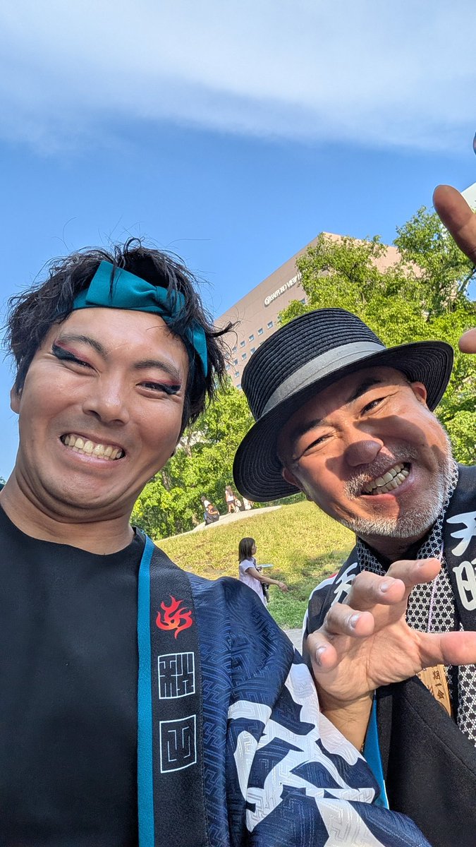 Gooooo03's tweet photo. 個人的に今回11年振りにソーランに参加しました。チームとしては23年ぶりに秋田からの参加。まだまだ全てヒヨっ子な熱晴れです。全てを受け止めて、強くなって、また札幌に戻ってきたいと思います。
今後とも熱晴れよさこい、ご贔屓に！
ありがとうございました！
 #熱晴れ
 #YOSAKOIソーラン祭り https://t.co/rMBtCu6NT9