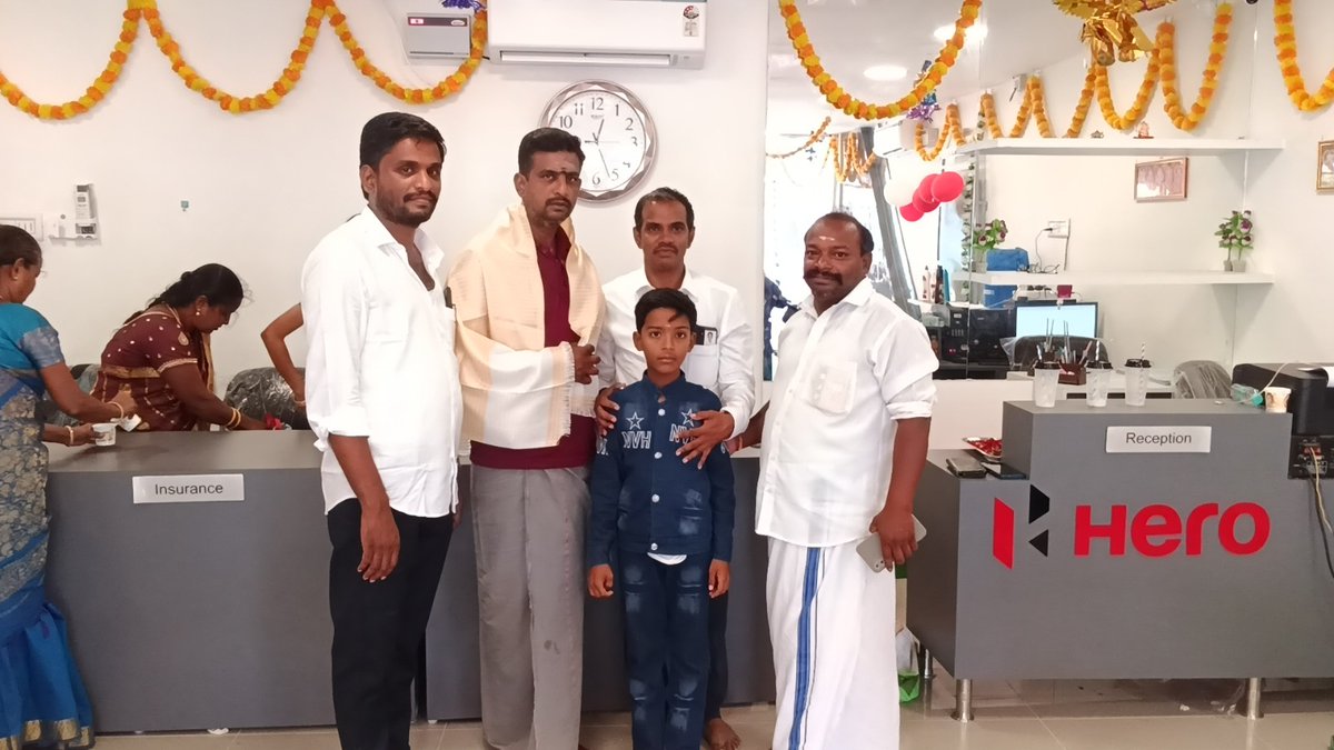 bjp_kottur's tweet photo. இன்று குடவாசலில் நடைபெற்ற  Hero மோட்டார்ஸ் showroom திறப்பு விழாவில் கலந்து கொண்டபோது https://t.co/mZ8VvQoQvP