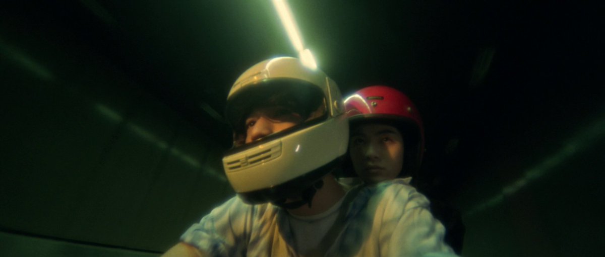 retrofilmm's tweet photo. FALLEN ANGELS
(1995, Wong Kar-Wai) https://t.co/qwkr5EmZNa
