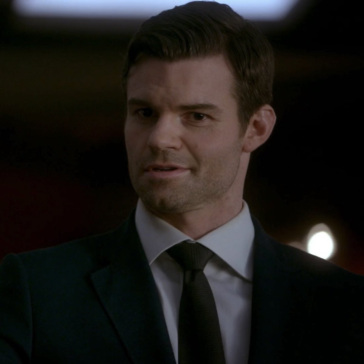btwgillies's tweet photo. i need to wipe that sexy smirk off his face oh my god i’m so dizzy and my legs started shaking uncontrollably https://t.co/1ReuoUETDe