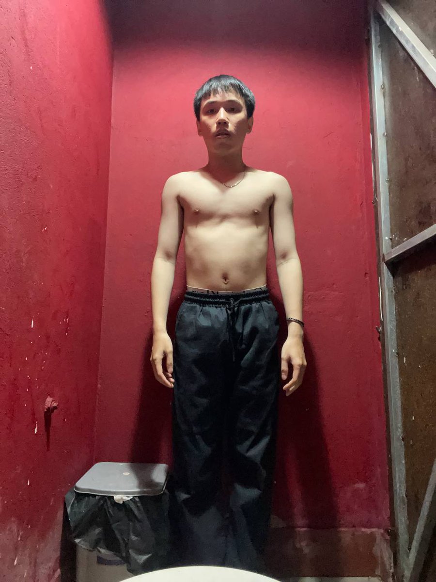 Boss69210's tweet photo. Con slave dog chụp hình thôi mà cũng nứng https://t.co/UXDPQn4bwm