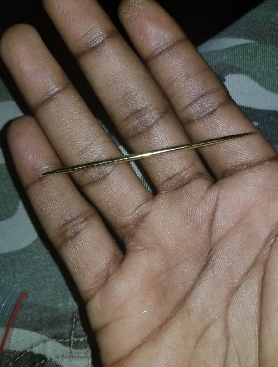 ReddCinema's tweet photo. My pawpaw left the golden toothpick for me...😭😭 How thoughtful, I rlly miss that dude fr https://t.co/H3u1iYSLKc