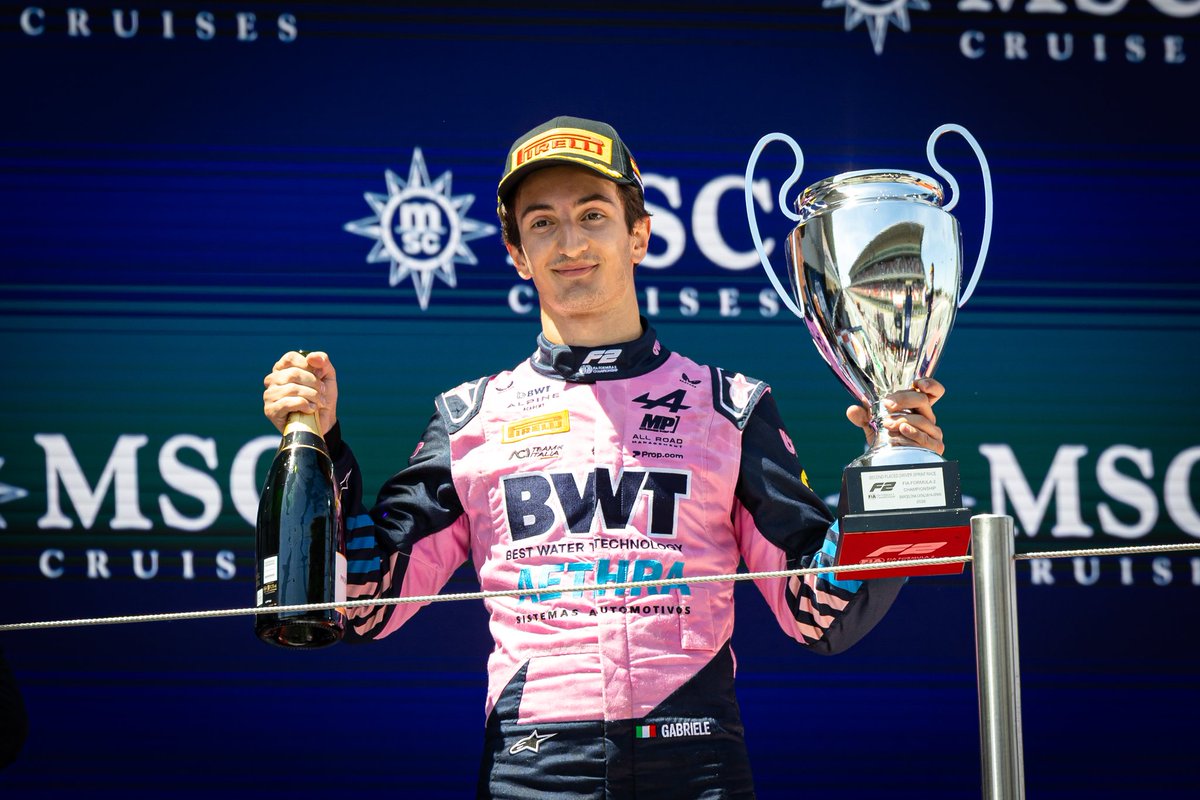 MiniGabriele's tweet photo. Leaving Barcelona with silver and bronze 🥈🥉

Two more podiums and plenty of positives to take into Spielberg.

Let’s keep pushing 💪🏻

📸: Dutch Photo Agency

#F2 #BarcelonaGP https://t.co/UkMgTrMwBn