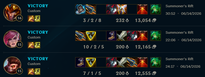 zicssiflay's tweet photo. 3/0 en demi-finale, quoi de mieux avant qu’on réaffronte nos frères d’armes Galions et mon bro @Zoelys_LoL 
 
Gg à ma team qui a su être excellente, très fier de notre perf 🥳🥳

 Soyez présent demain pour nous soutenir lors de la finale à 17h !!

#SLYWIN https://t.co/GPiyXgAtjd