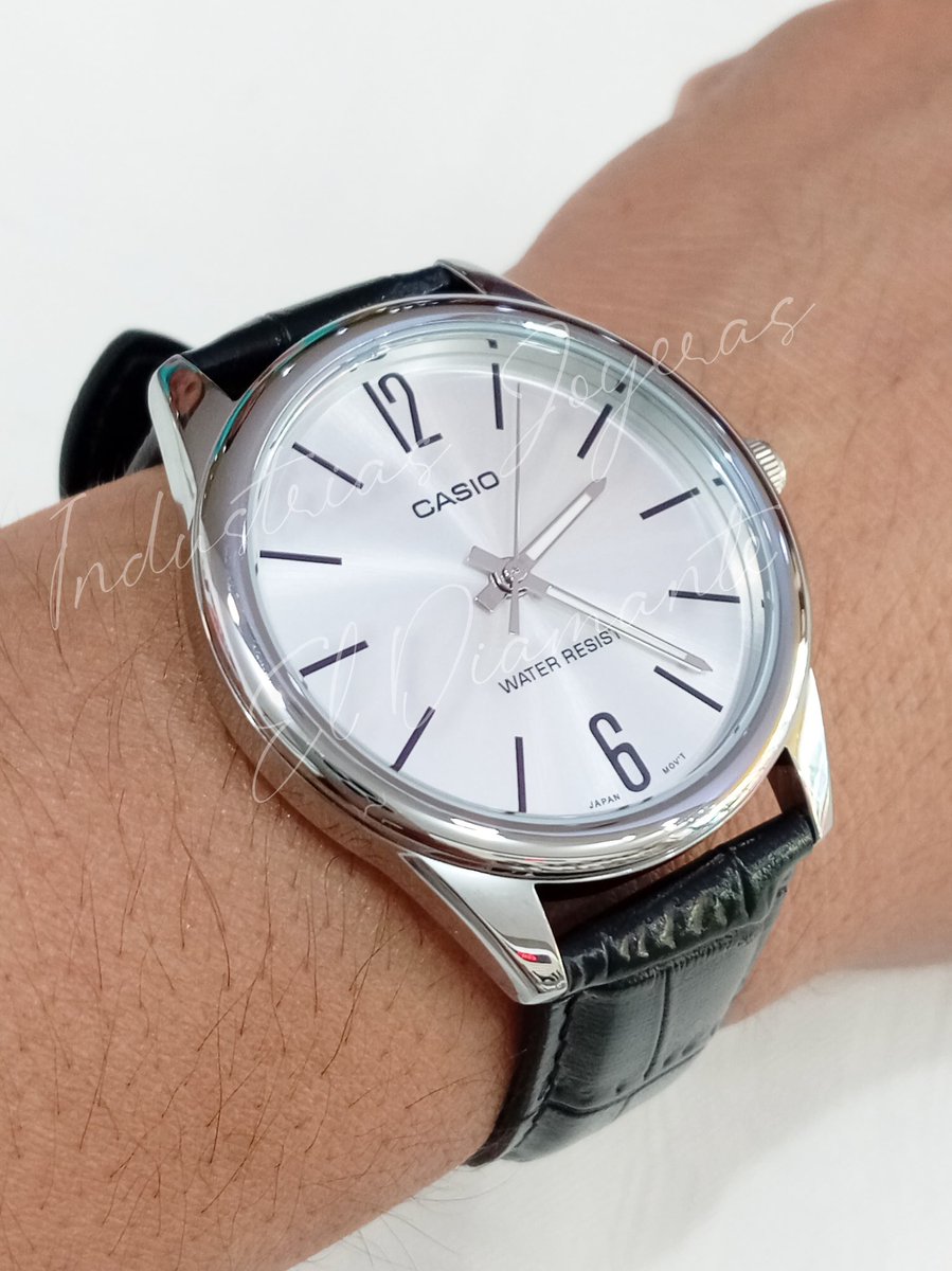 neryzepeda's tweet photo. *INDUSTRIAS JOYERAS EL DIAMANTE*
#PARATI #RELOJES #CASIO #CABALLERO #DEPORTIVO #CASUAL #REGALO #PERFECTO 💎⌚️🧔🏽♂️🛍️
Productos de #CALIDAD y #ORIGINALES 💯 #Garantizados Envío #Gratis en toda #Guatemala y #EstadosUnidos (Preguntar Requisitos)
Puede visitarnos en:
📍JUTI https://t.co/BxQ9bG0HMC