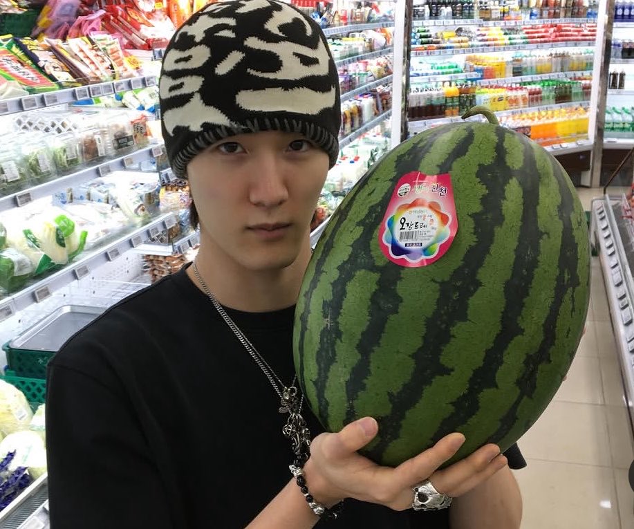 whyaksi's tweet photo. СПАСИБО 😋 https://t.co/IKuWNGJZWb