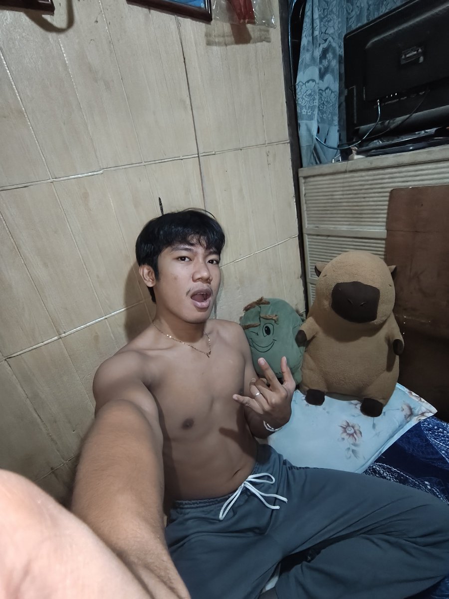 rhysssieeee's tweet photo. https://t.co/sZuzWwU2NK