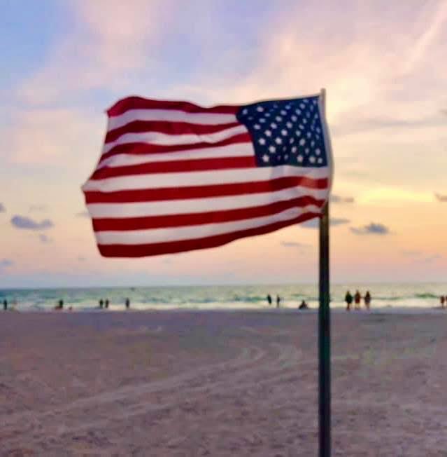 brucearector's tweet photo. Happy National Flag Day from Clearwater where we celebrate America, honor the men and women that  serve our country and fly Old Glory proudly throughout our great city, every day. #NationalFlagDay #GodBlessTheUSA #StarsandStripesForever https://t.co/orAsedWt4u