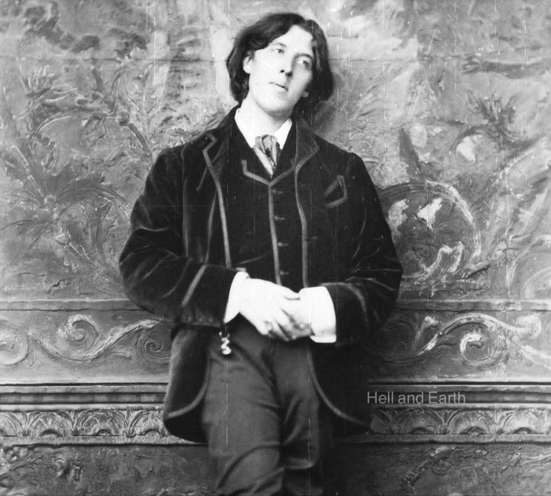 Lovandfear's tweet photo. “They've promised that dreams can come true - but forgot to mention that nightmares are dreams, too.”

— Oscar Wilde https://t.co/77Cs4VB1e6