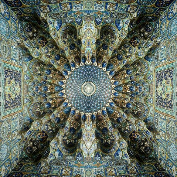 HerodotusWave's tweet photo. The intricate tiled ceiling of a Persian mosque in Iran. https://t.co/EBi0I7jb8F