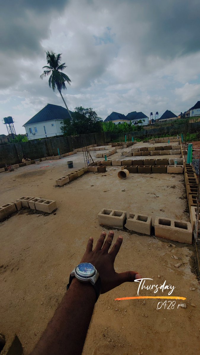 dimejiiaip's tweet photo. 1st course successfully laid ...
#letsbuildtogether #construction #Building https://t.co/GYHvYeVAm8