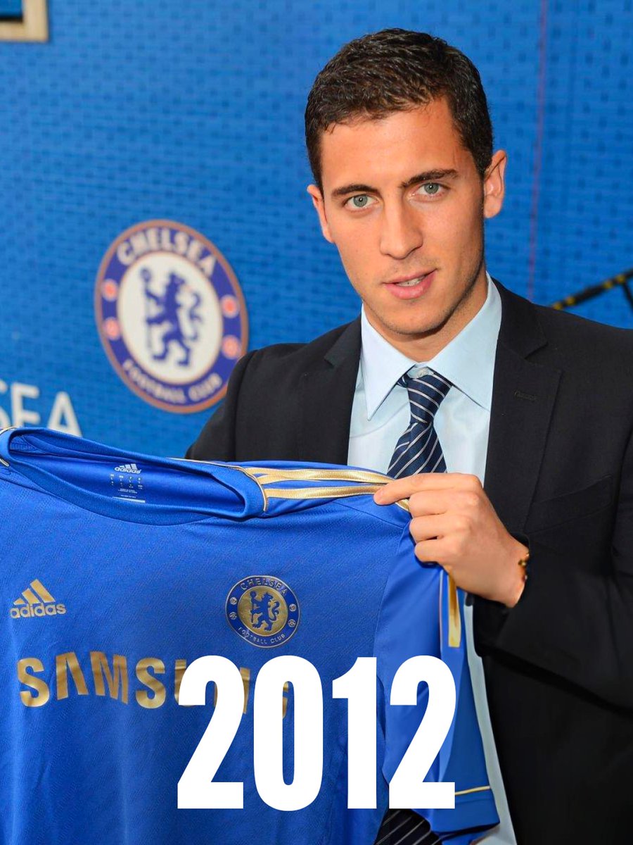 talkchelsea's tweet photo. Eden Hazard back at Stamford Bridge, standing in the same spot where he was unveiled as a Chelsea player 14 years ago in 2012. 😢

Time flies. We haven’t seen many players like him since, not just at Chelsea but across the entire Premier League.

Once a Blue, always a Blue. 💙

#ChelseaFC