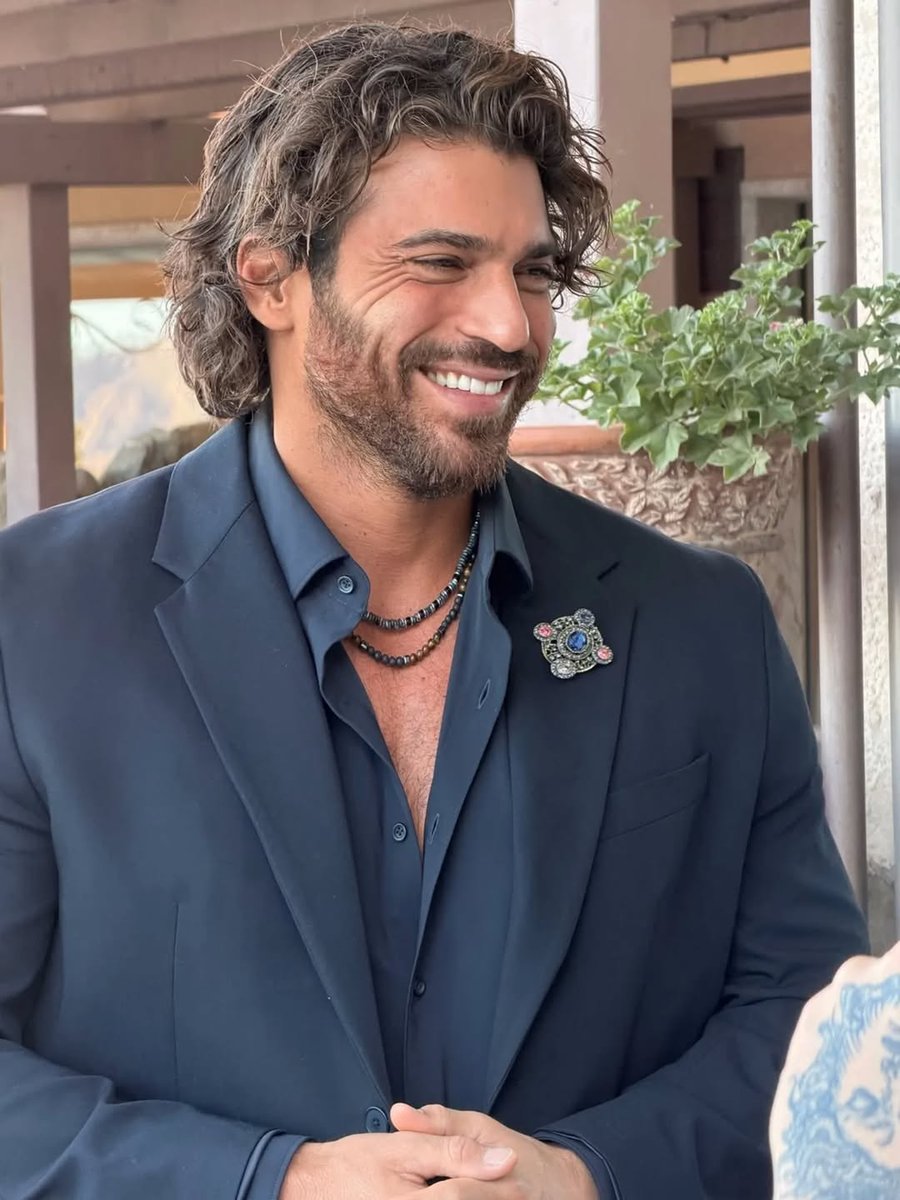 OnlyCanTeam's tweet photo. Repost #canyaman

Taormina 🤍

#OnlyCanYamanTeamItaly
#Teamltalia https://t.co/jglWQiG4Q6