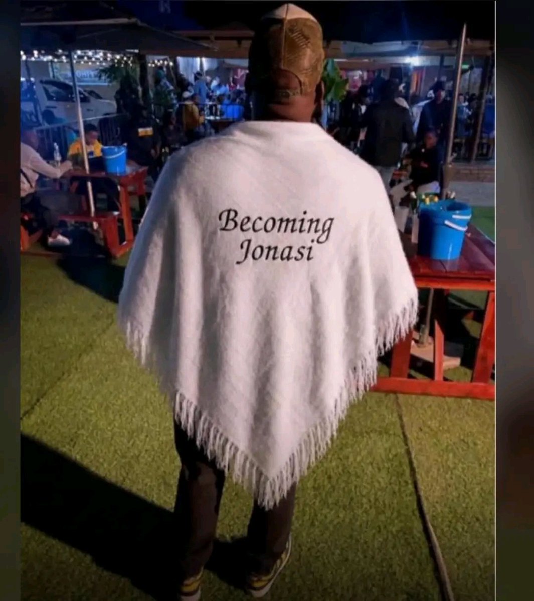 SoulFeelingSA's tweet photo. When you thought you've seen it all ... https://t.co/yZTfnkiMVl