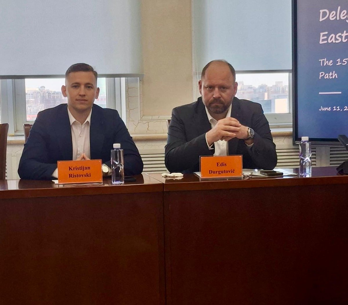 sdpsrbije's tweet photo. Poseban akcenat stavljen je na saradnju mladih, univerziteta, lokalnih zajednica, istraživača i kulturnih institucija, kao i na mogućnosti za nove projekte u oblastima inovacija, zelenog razvoja, obrazovanja, turizma i digitalnih tehnologija. https://t.co/tSAPt4EvVt